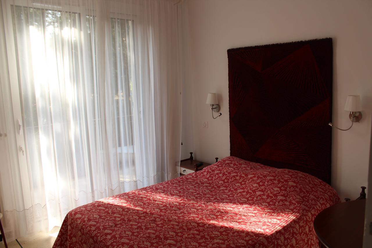 La Maison Blanche Bed & Breakfast Saint Aygulf Bagian luar foto