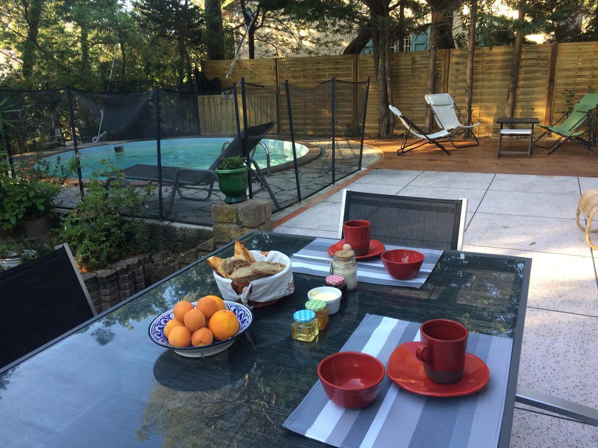 La Maison Blanche Bed & Breakfast Saint Aygulf Bagian luar foto