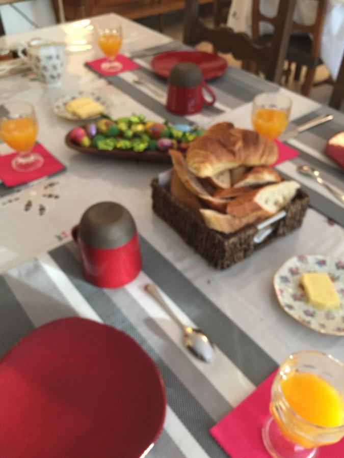La Maison Blanche Bed & Breakfast Saint Aygulf Bagian luar foto